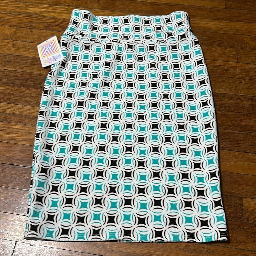 LuLaRoe “Cassie” Stretchy Pencil Skirt, Small, NWT